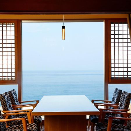 Awaji Yumesenkei Hotel Sumoto Exterior photo